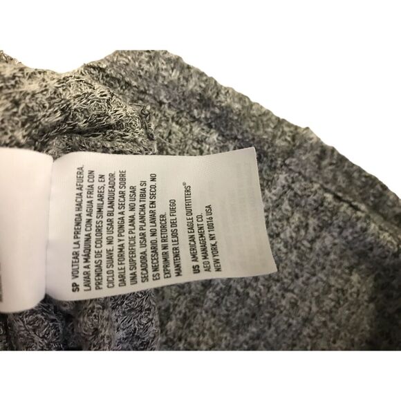 American Eagle Outfitters Womens M Gray Sweater Pullover Knit Crew Neck - Picture 6 of 10